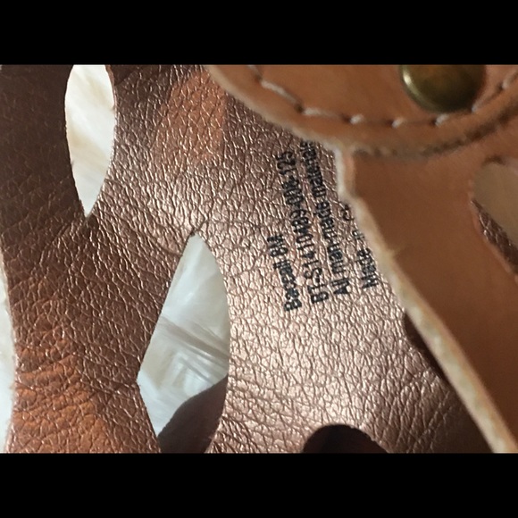 🤍 Cute Thong Sandals 🤍 - Picture 6 of 6